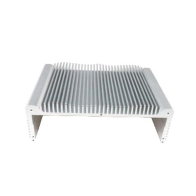 Dissipation de chaleur compacte par extrusion industrielle d'aluminium