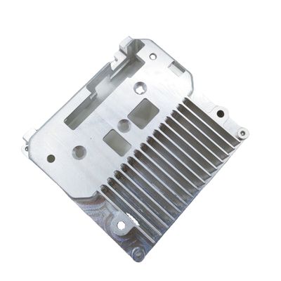 Composants de dissipateurs de chaleur CNC usinés en aluminium pour appareils électroniques