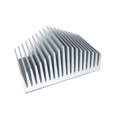 Dispositif thermique d'extrusion d'aluminium personnalisé Dissipation thermique d'aluminium d'argent