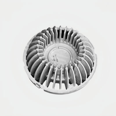 Casque en aluminium moulé sous pression en argent pour appareil électronique et de communication