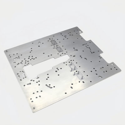 Panneau décoratif en aluminium anodisé de précision / panneau de commutation en aluminium avec résistance aux chocs améliorée