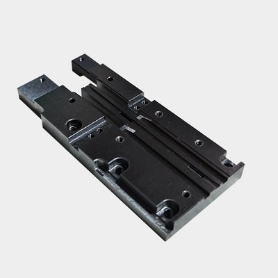 Parties d'usinage CNC de haute précision / Machines de précision automobile pour le forage des métaux précieux