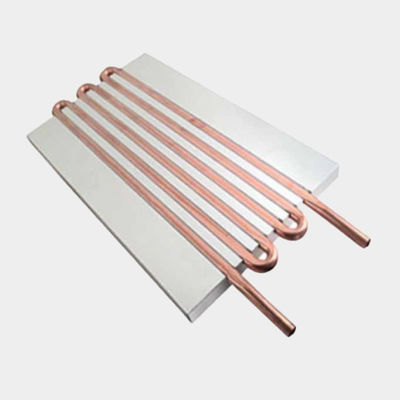 Conductivité thermique évier à chaleur à plaque froide métallique refroidie avec système de refroidissement liquide
