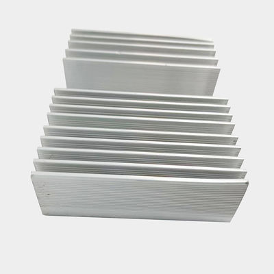 Disque à chaleur à profil d'aluminium résistant à la corrosion Disque à chaleur à extrusion en aluminium avec dissipation de chaleur efficace
